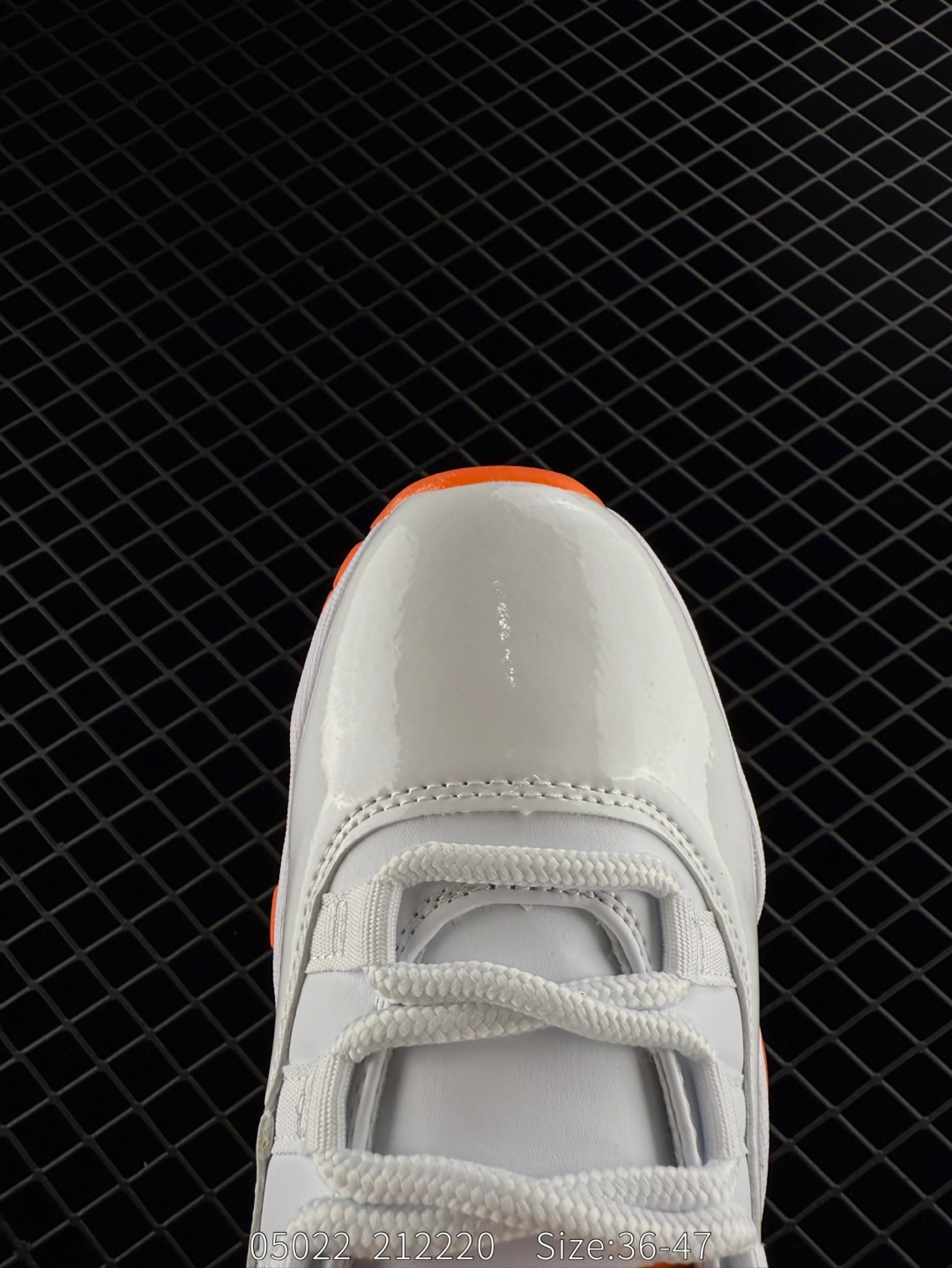 Nike Air Jordan 11 Retro Low”Concord“